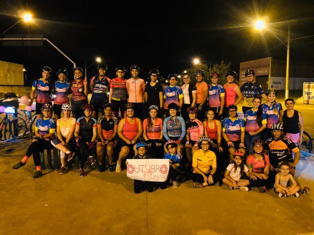 O ciclismo conscientizando mulheres e promovendo a prática esportiva em Arcos