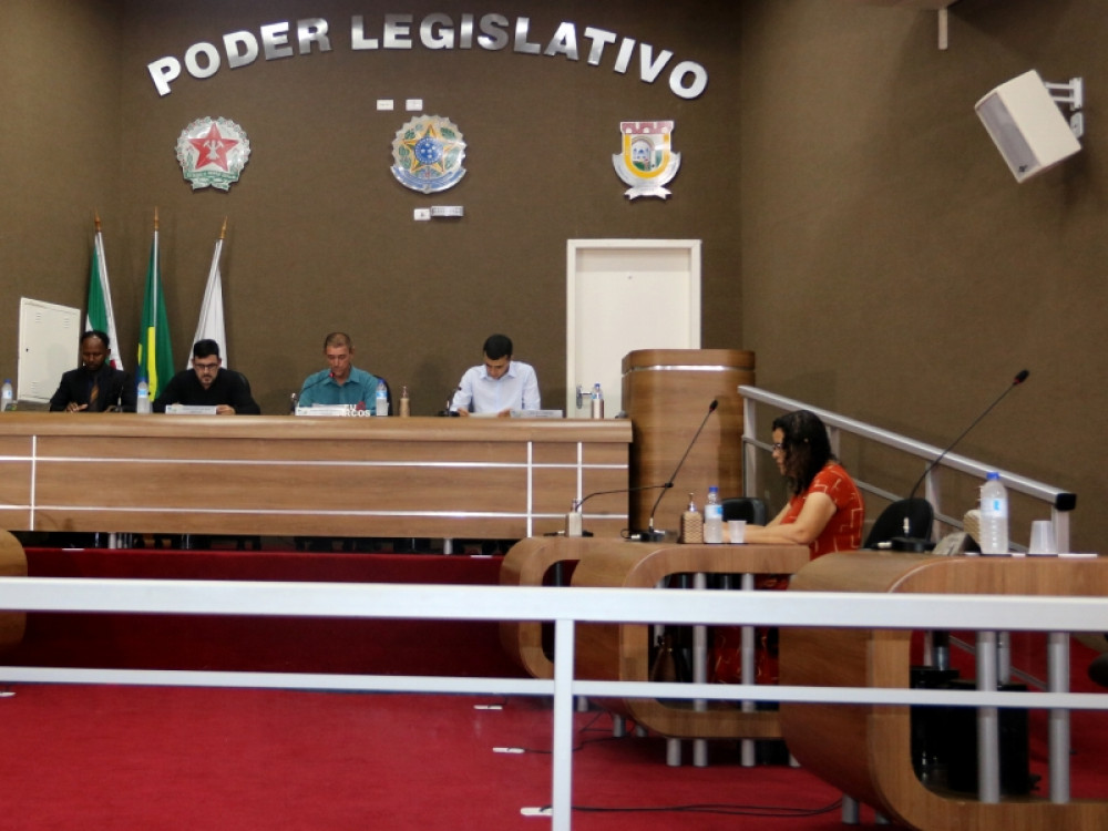 Câmara aprova reajuste salarial para os servidores públicos municipais