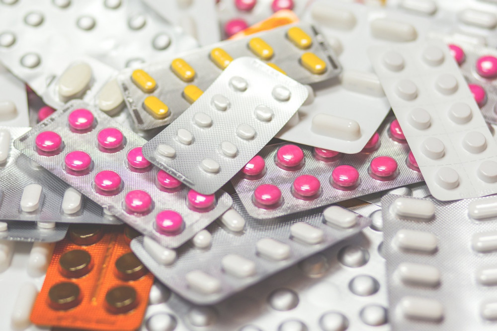 MEDICAMENTOS DE ALTO CUSTO. QUAL A SAÍDA?