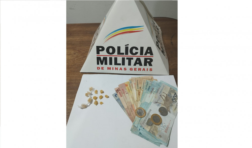 Polícia Militar apreende crack e dinheiro em Arcos.
