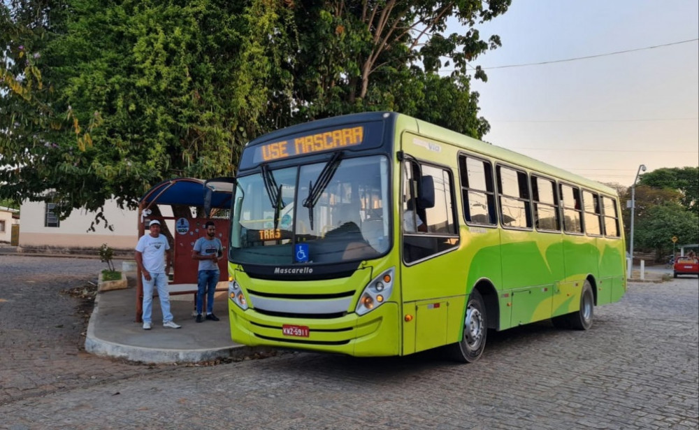Prefeitura de Arcos renova contrato para a continuidade do transporte público coletivo