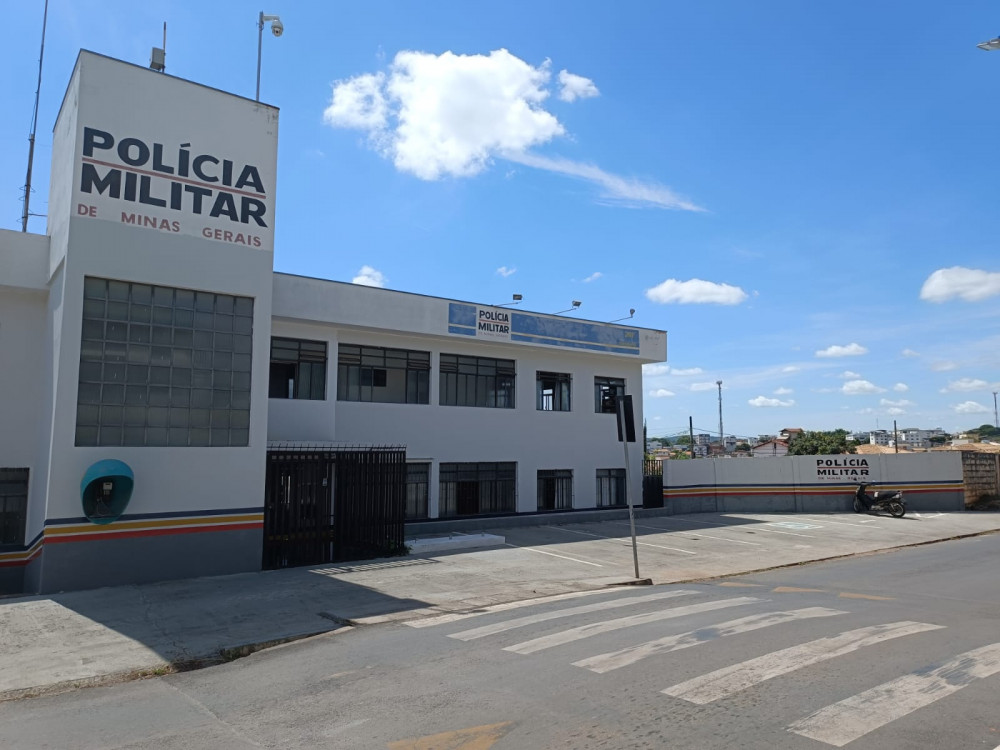 Autora de dezenas de furtos em Arcos é novamente detida pela PM pelo cometimento do mesmo crime