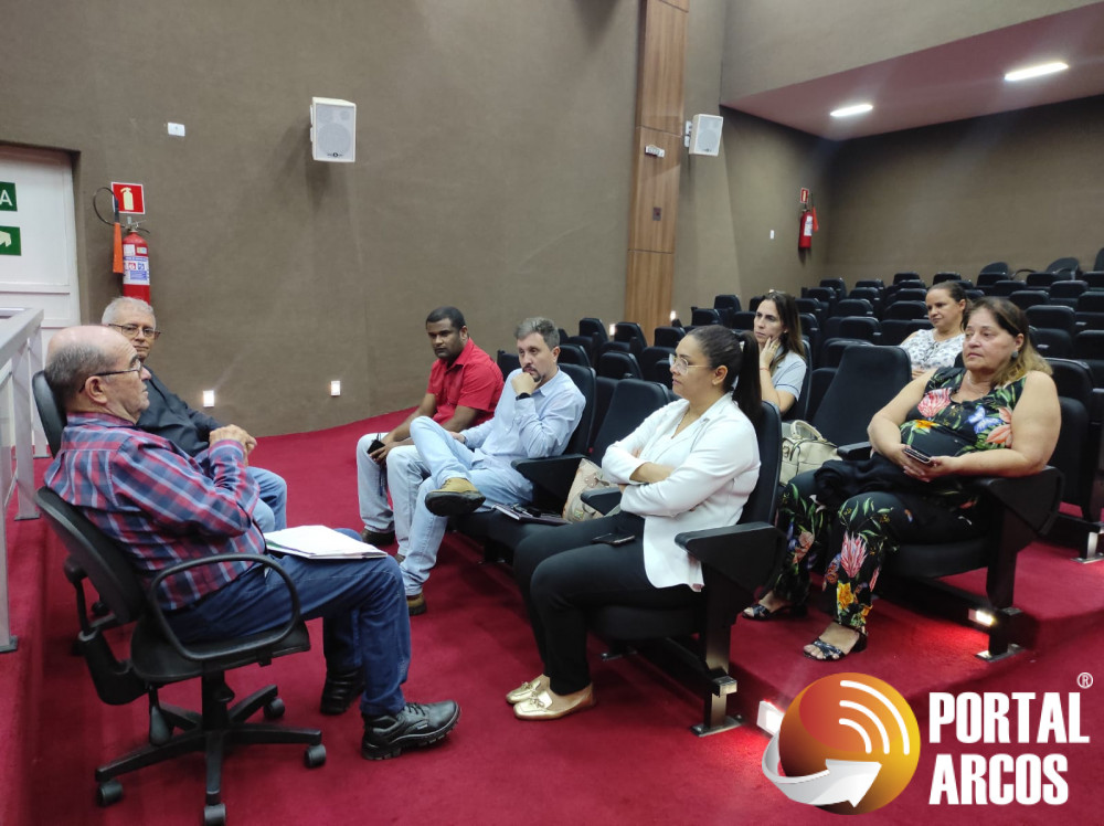 Comitê de Combate às Arboviroses realiza audiência pública na Câmara Municipal