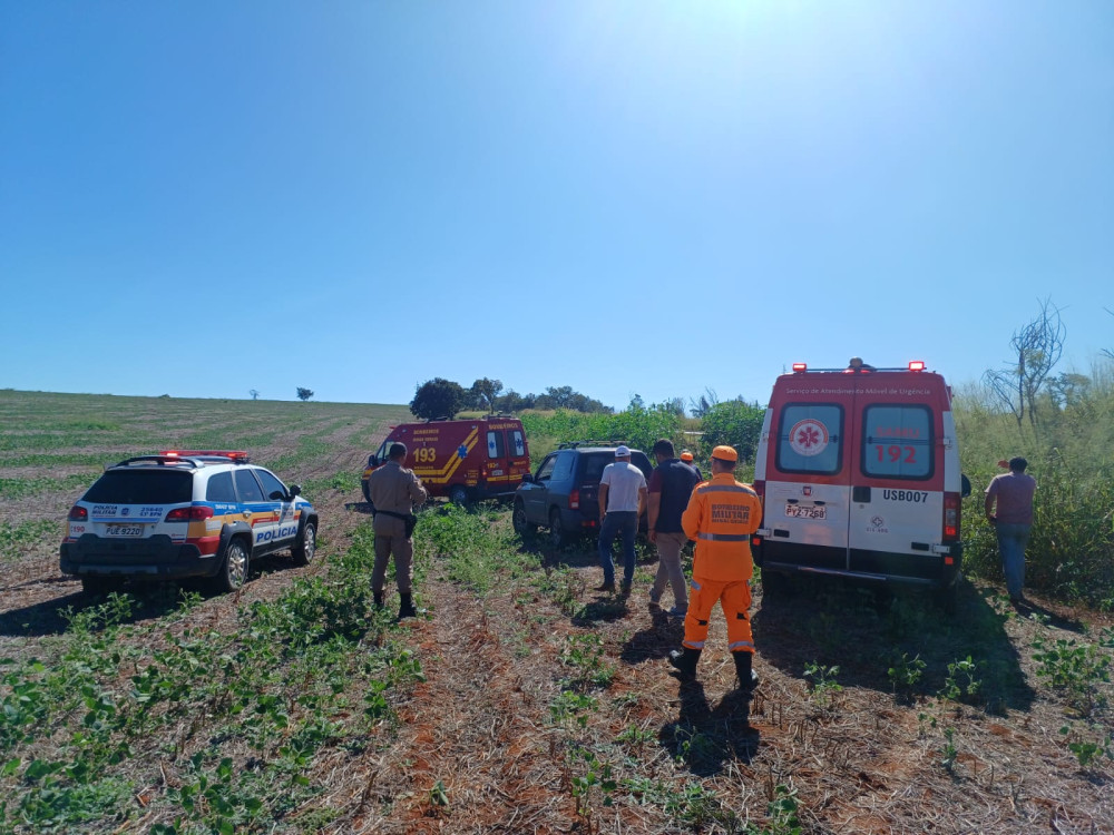 Bombeiros atendem ocorrência de capotamento na BR-354