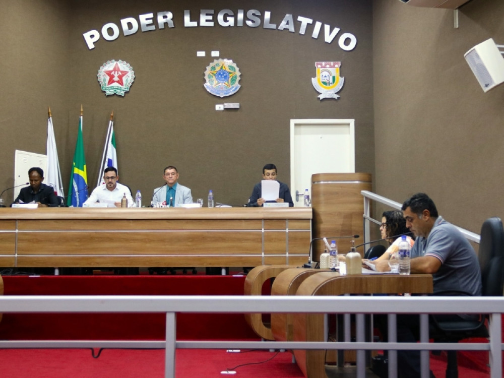 Vereadores aprovam pagamento do abono salarial natalino