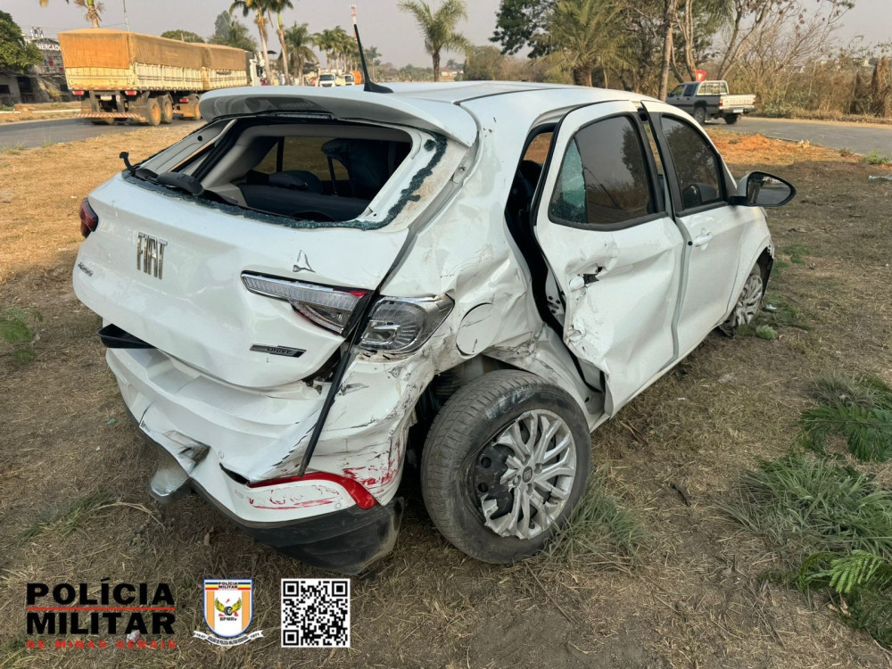 Polícia Militar Rodoviária atende a ocorrência de acidente com vítima fatal na BR354 em Arcos