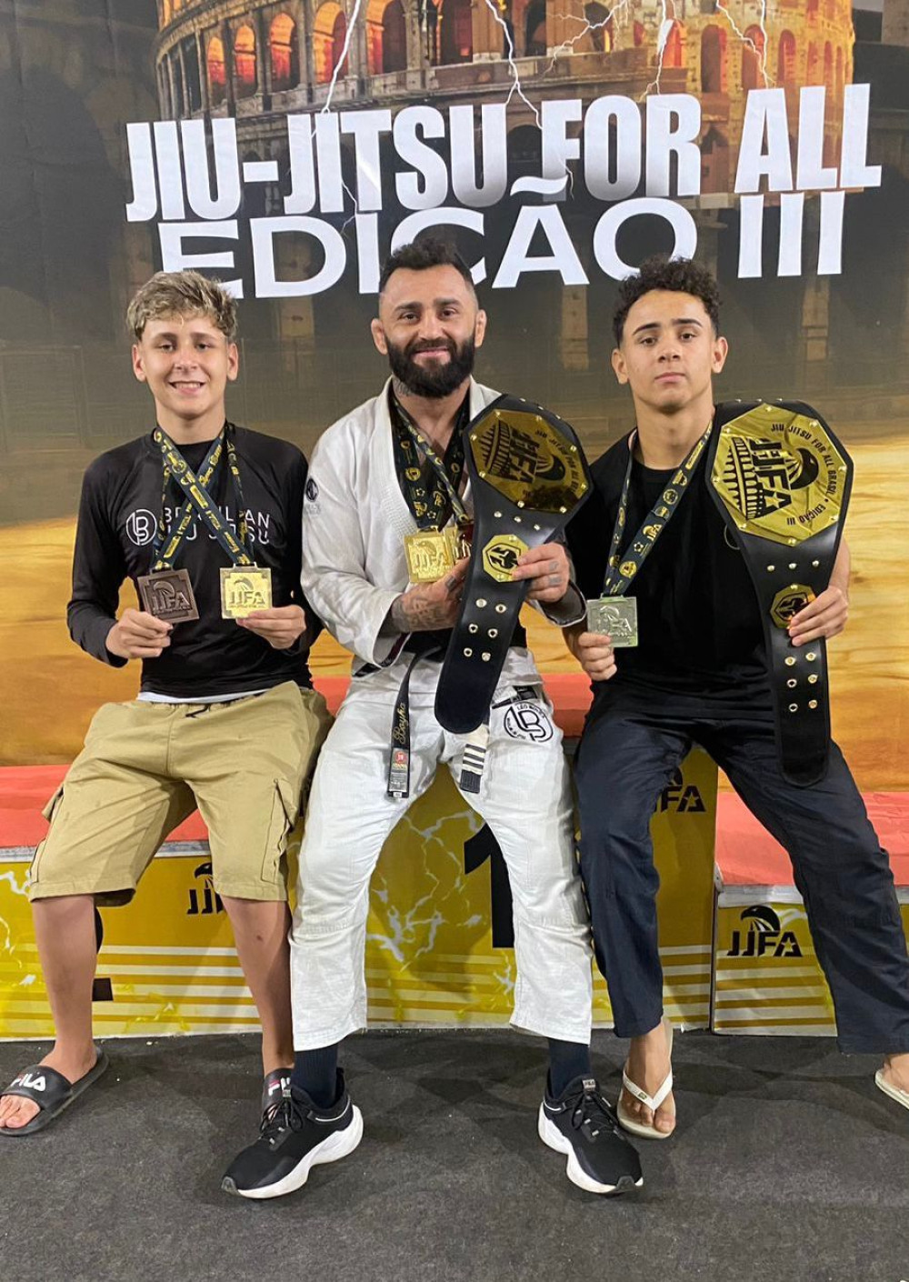 Atleta da “Leo Boyka Team” conquista primeiro cinturão juvenil da cidade em campeonato de Jiu-Jitsu