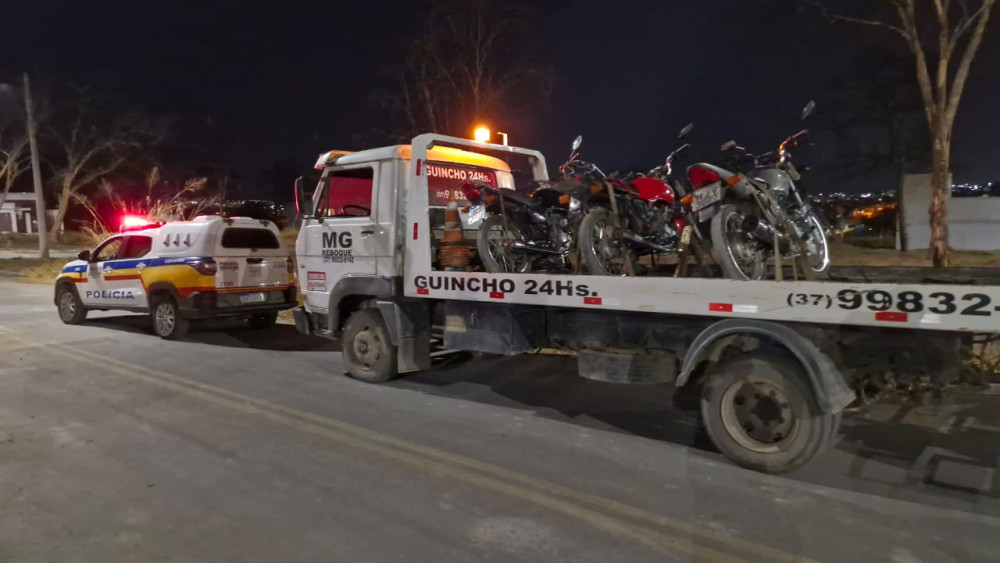 Operação da PM termina com três motos apreendidas em Arcos