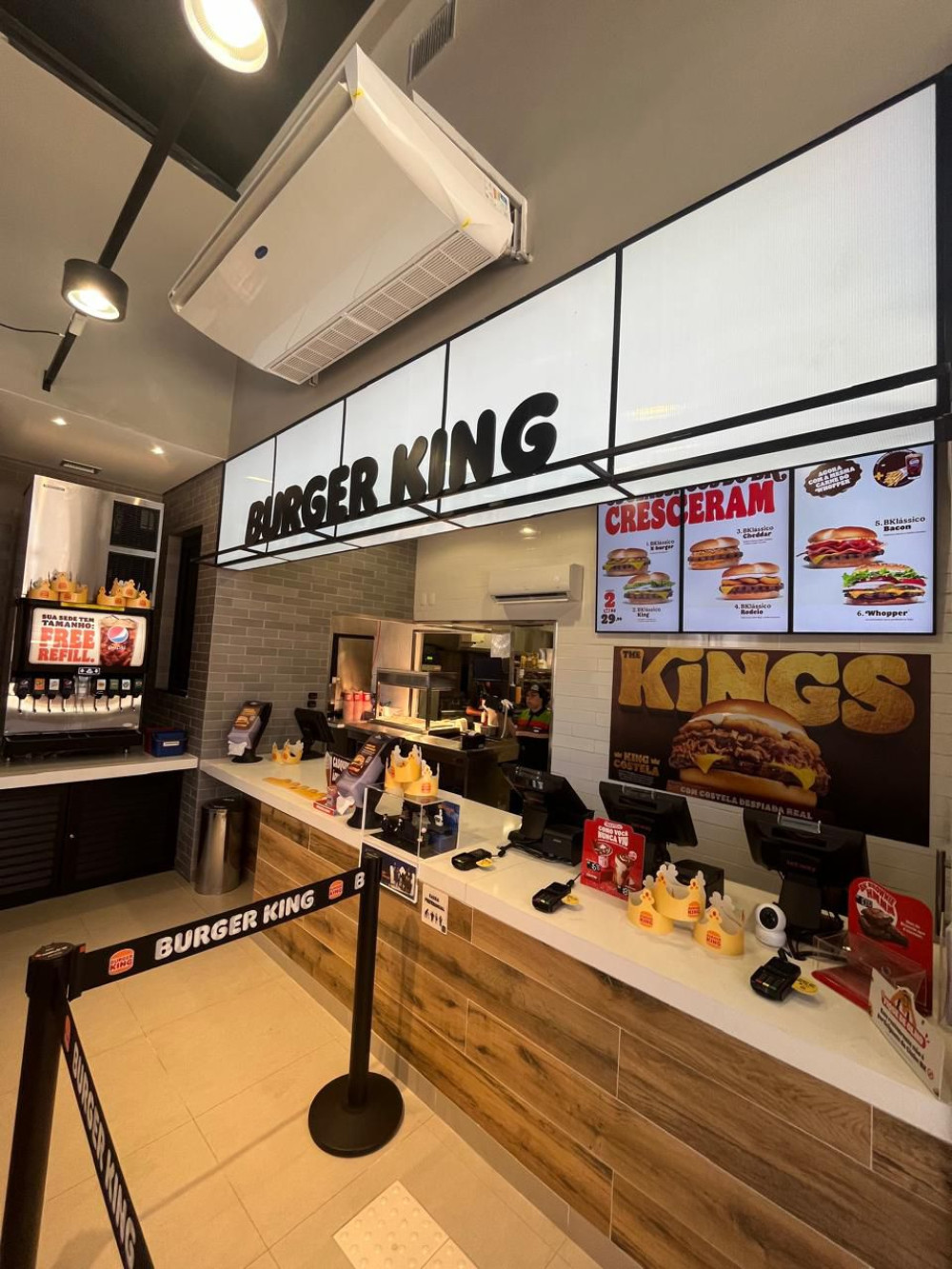Burger King chega a Nova Serrana e Itaúna com 39 vagas de emprego por cidade