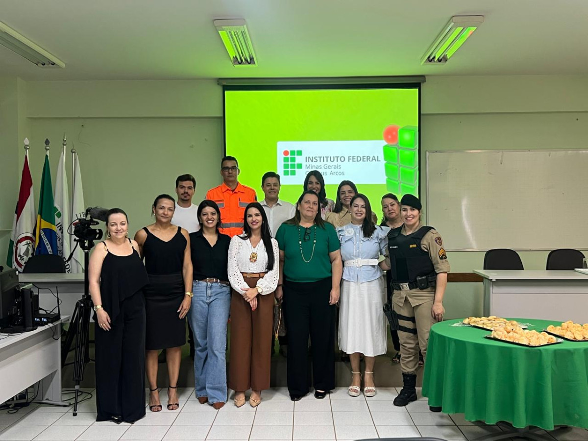 Projeto Florescer inicia consolidação em Arcos com foco no combate à violência contra a mulher