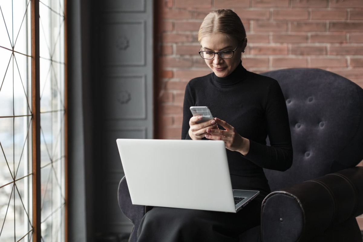 Zeine Comunicação celebra dez anos em Arcos e lança serviço de assistência remota para profissionais liberais