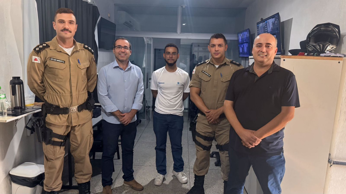 Prefeito de Arcos e Secretário de Governo reafirmam parceria com a PMMG