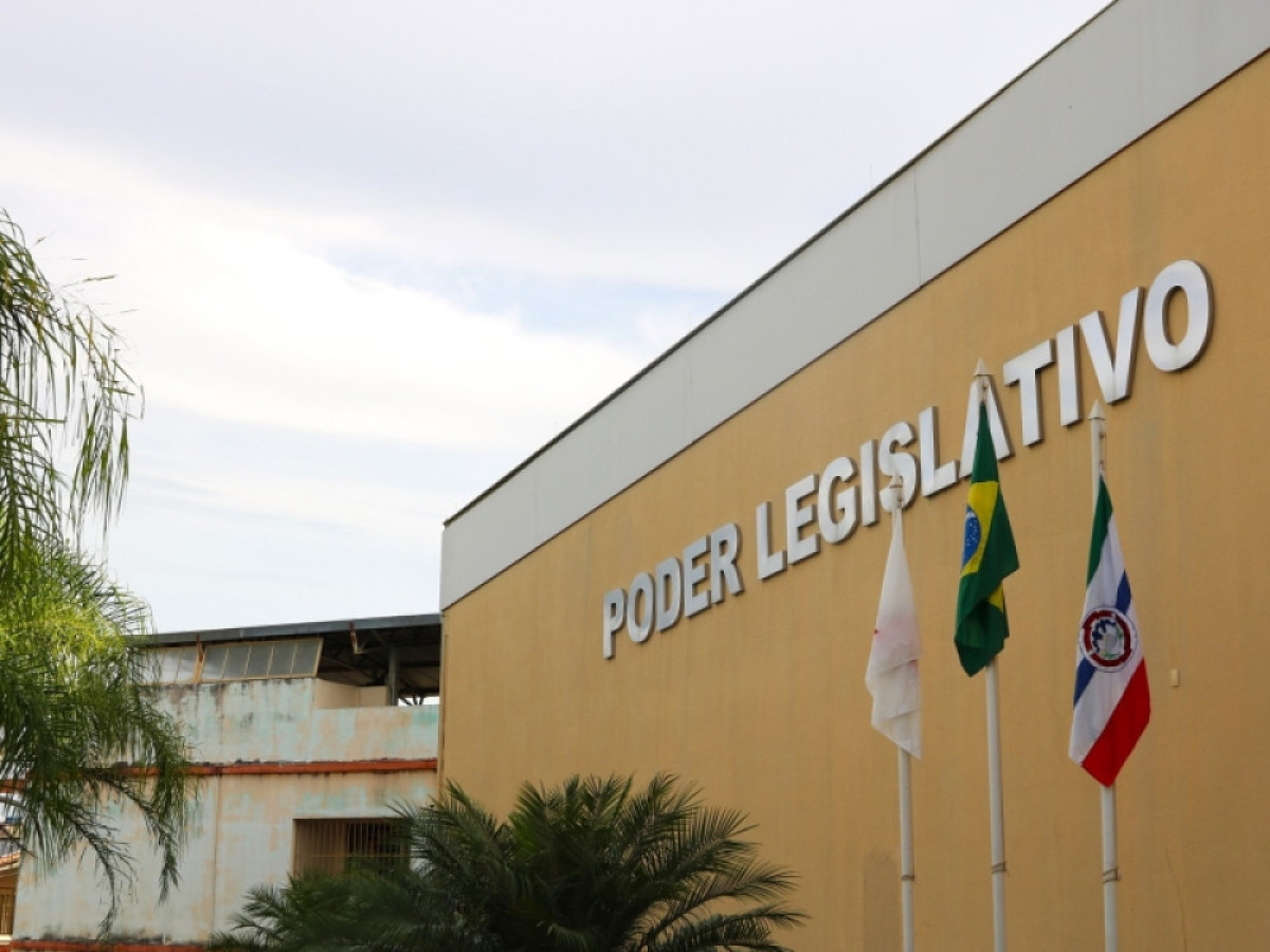 Reunião da Câmara reúne assuntos técnicos, sociais e administrativos