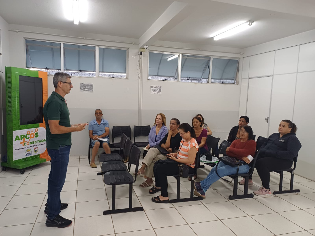 Prefeitura de Arcos promove palestra sobre Parkinson no PSF Jardim Bela Vista