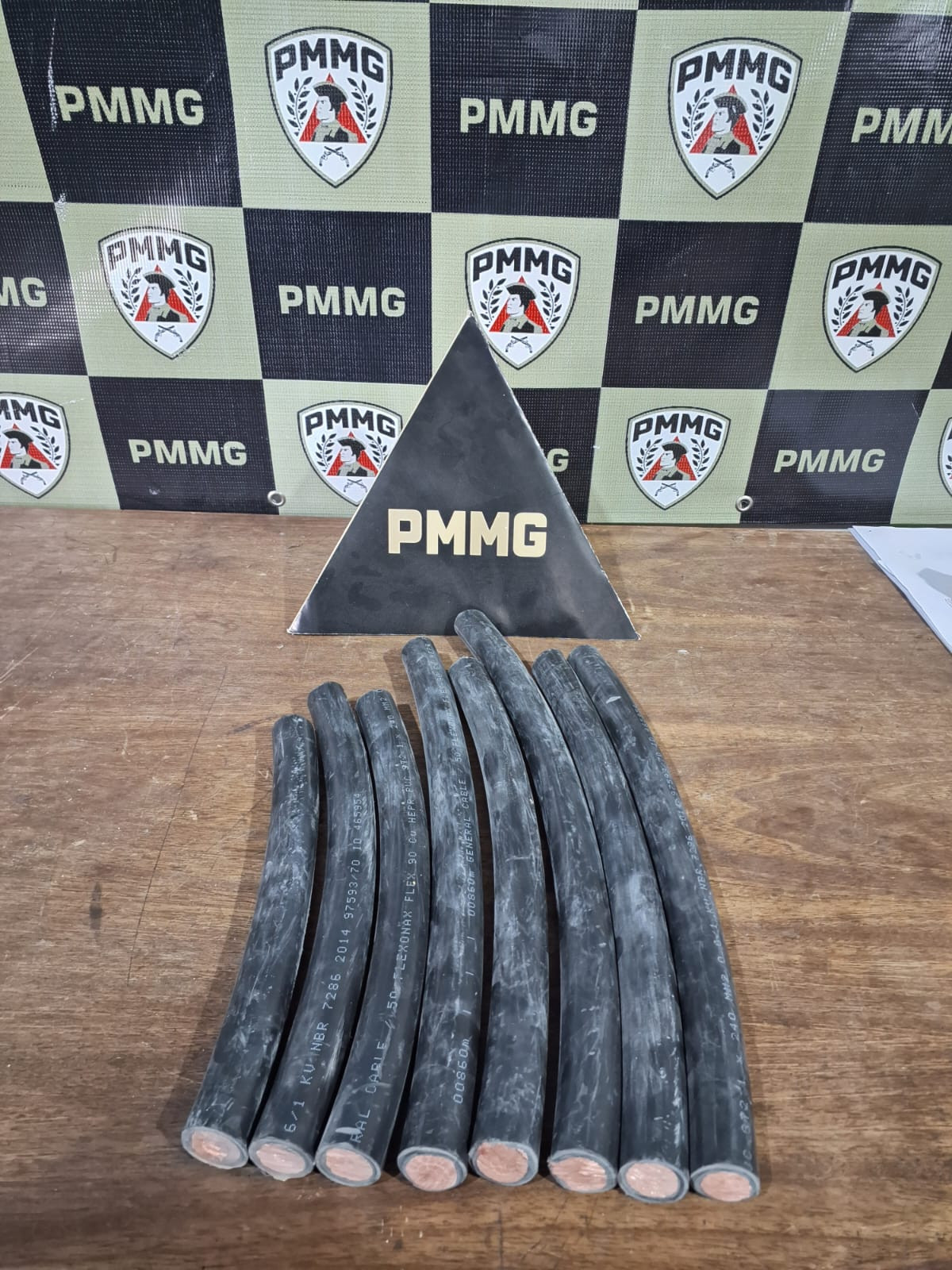 Funcionário de empresa é preso pela PM em Arcos por furto de fios de cobre