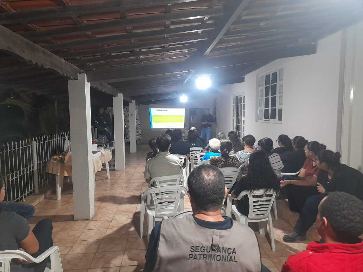 Seminário reúne comunidade e instituições para fortalecer resposta a desastres