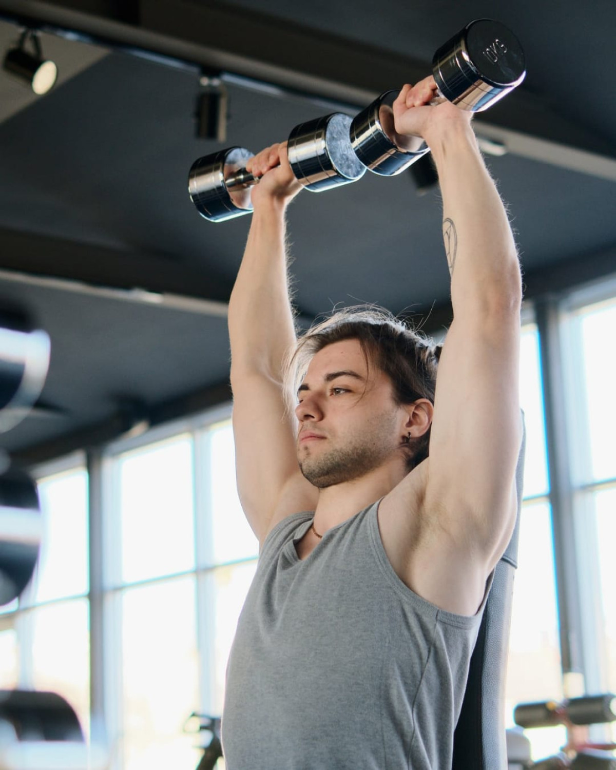 Transforme seu corpo e sua mente com a musculação