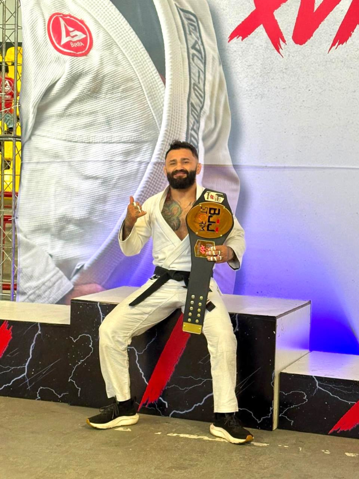 Com 11 medalhas e cinco cinturões, atletas Arcoenses brilham no BJJ Storm e elevam o nome da região no Jiu-Jitsu