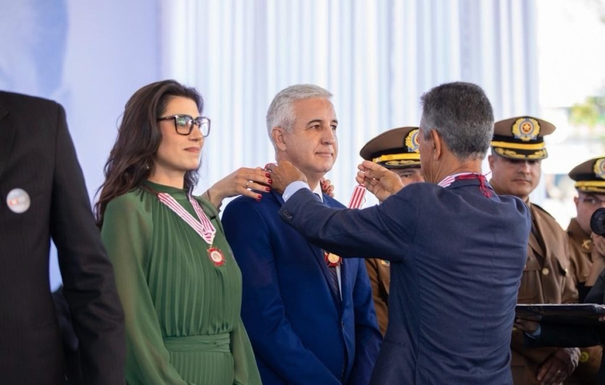Defensor público que atua em Arcos e Iguatama recebe a Medalha JK