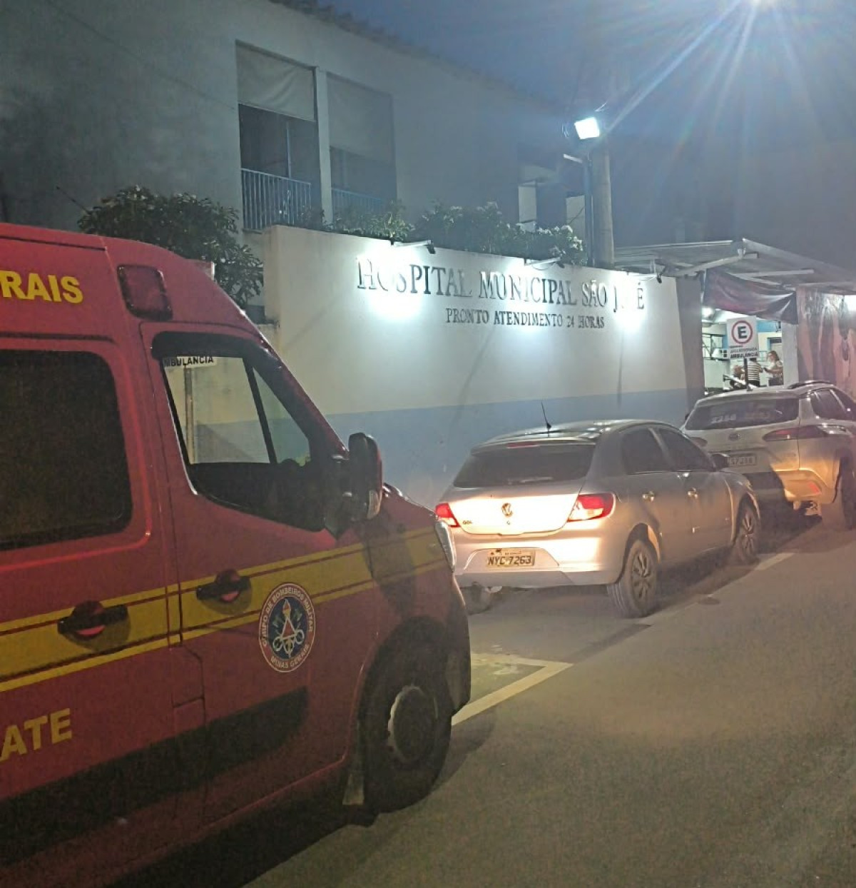 Corpo de Bombeiros atende vítima de agressão física em Arcos