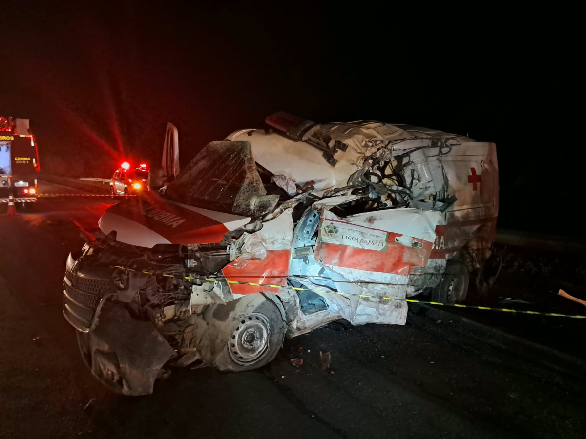 Acidente com ambulância mobiliza equipes de resgate e termina em tragédia na BR-354